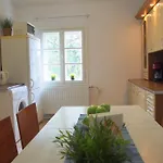 Hotelique Апартаменты *