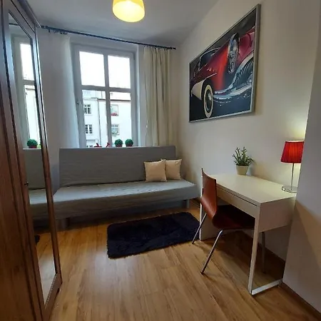 Hotelique アパート ソポト